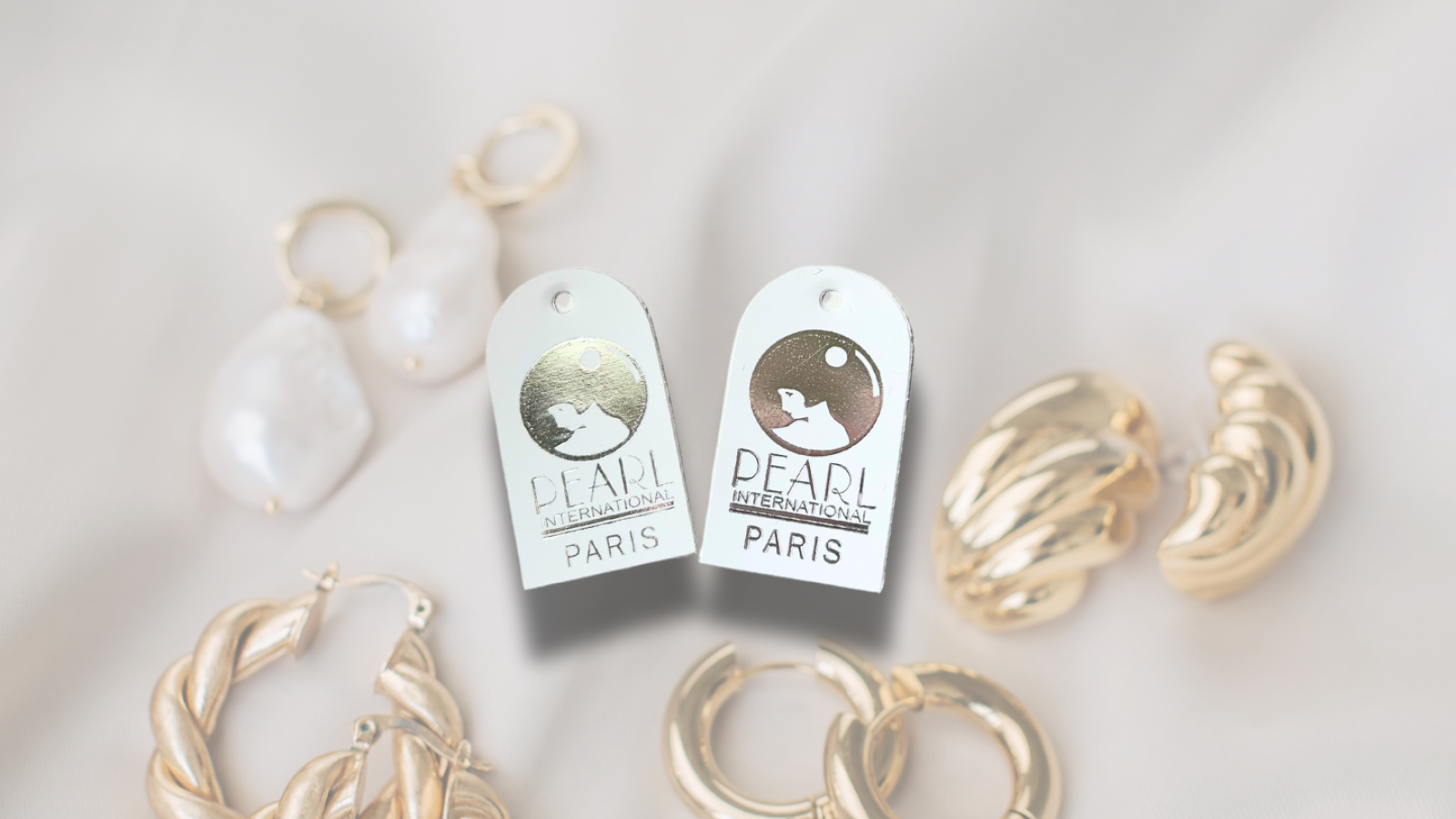 Etiquette à fil pour bijoux, à Chantilly, proche de Paris