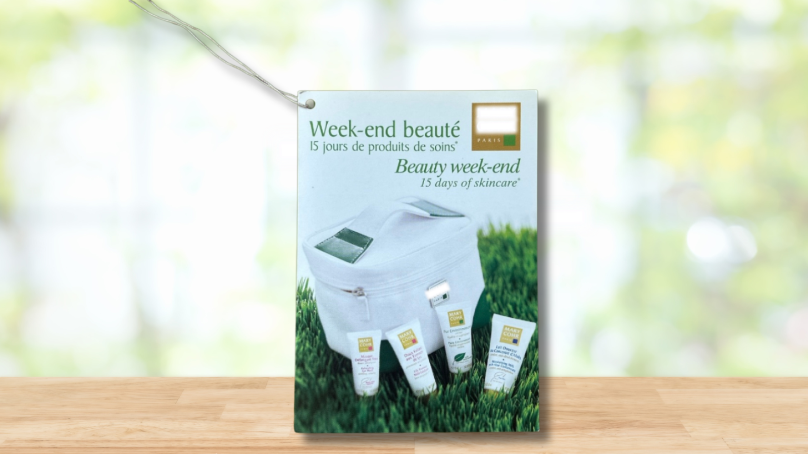 Etiquette à fil pour produit cosmétique, à Levallois proche de Paris