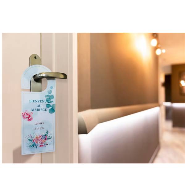 Fabrication d'un accroche-porte pour une invitation de mariage, à Chantilly, proche de Paris